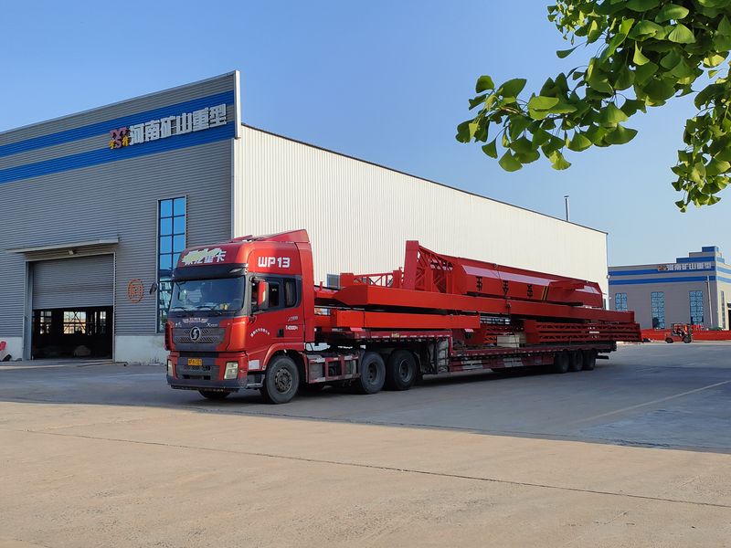 電動葫蘆門式起重機 2臺 MHxh10t—25m 外懸5/5m MHxh5t—23m 外懸4.5/4.5m 制作完成，發(fā)往青海交付客戶使用